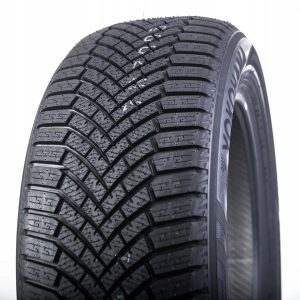 2x 235/50R21 Yokohama BluEarth Winter V906 SUV